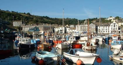 Triple Deck Cottage 2 mins from Mevagissey Harbour