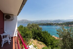 Property grounds - Guest House Oreb - Rustical Double Room (Kolocep)