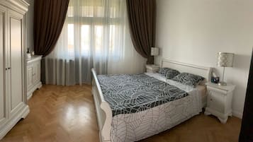 1 chambre, fer et planche Ă  repasser, Wi-Fi, draps fournis