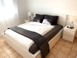 2 soveværelser, pengeskab på værelset, strygejern/strygebræt, Wi-Fi