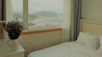 2 bedrooms, iron/ironing board