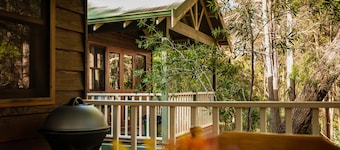 One Bedroom Chalet perfect for a couples getaway with a separate Bedroom and lounge area.