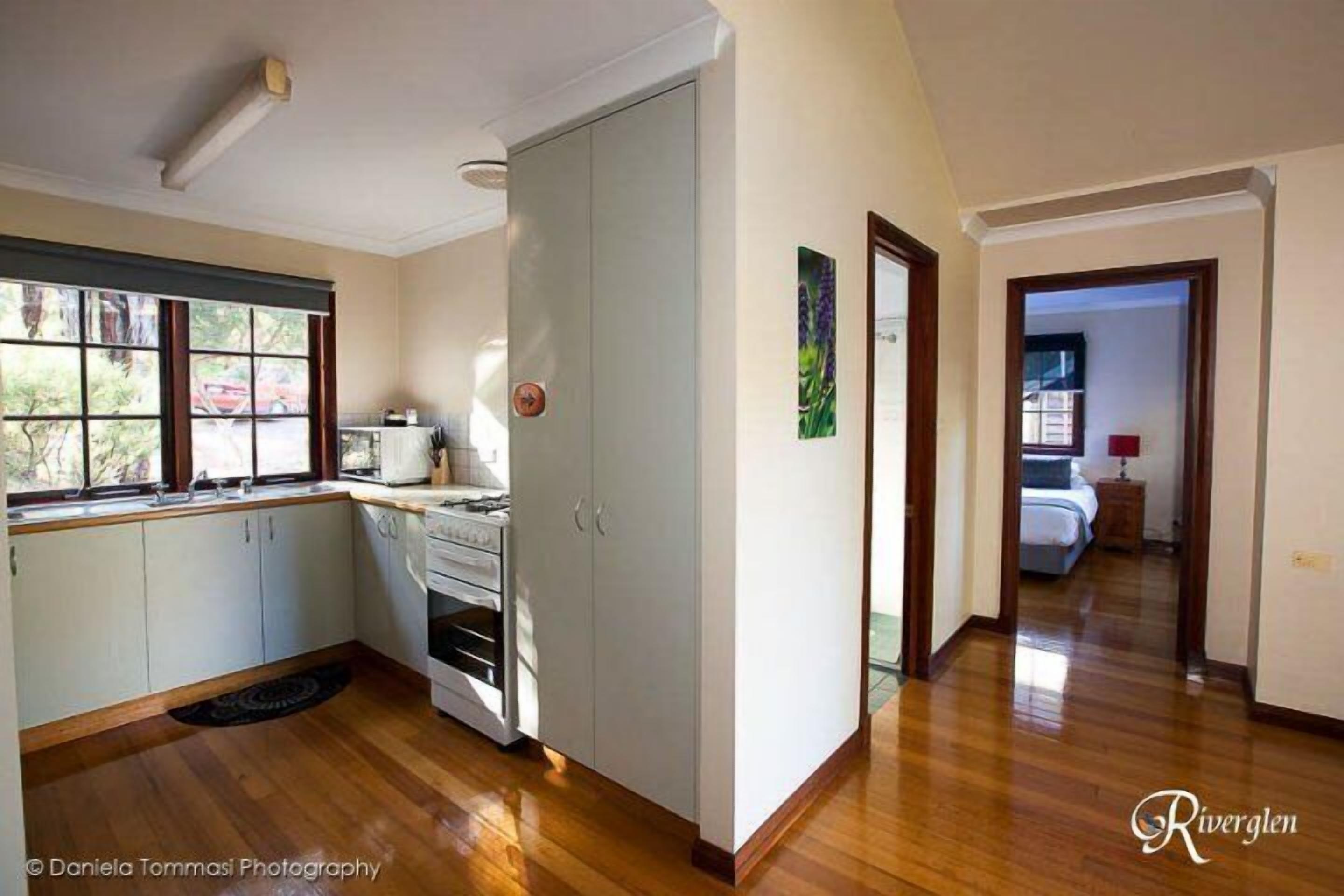 One Bedroom Chalet perfect for a couples getaway with a separate Bedroom and lounge area. — image 6