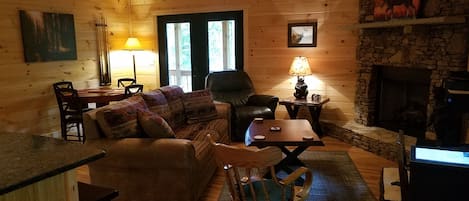 Smart TV, fireplace, DVD player, books