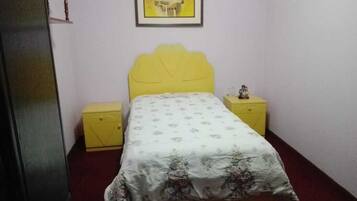 4 bedrooms, Internet, bed sheets