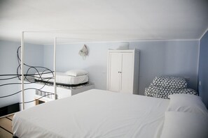 2 bedrooms