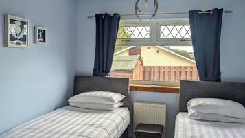 3 bedrooms, iron/ironing board, travel cot, free WiFi
