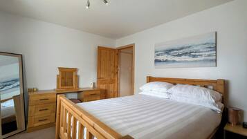 3 Schlafzimmer, Bügeleisen/Bügelbrett, Reisekinderbett, kostenloses WLAN