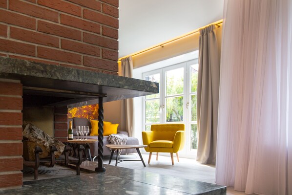 Nicht klassifiziertes Bild, 1 von 14, Schaltfläche