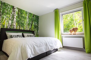 2 Schlafzimmer, Zimmersafe, Bügeleisen/Bügelbrett, Reisekinderbett