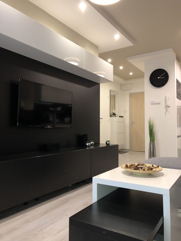 Apartment, 1 Bedroom | Living room | Smart TV, DVD player - Apartment Holdings Považská (Kosice)