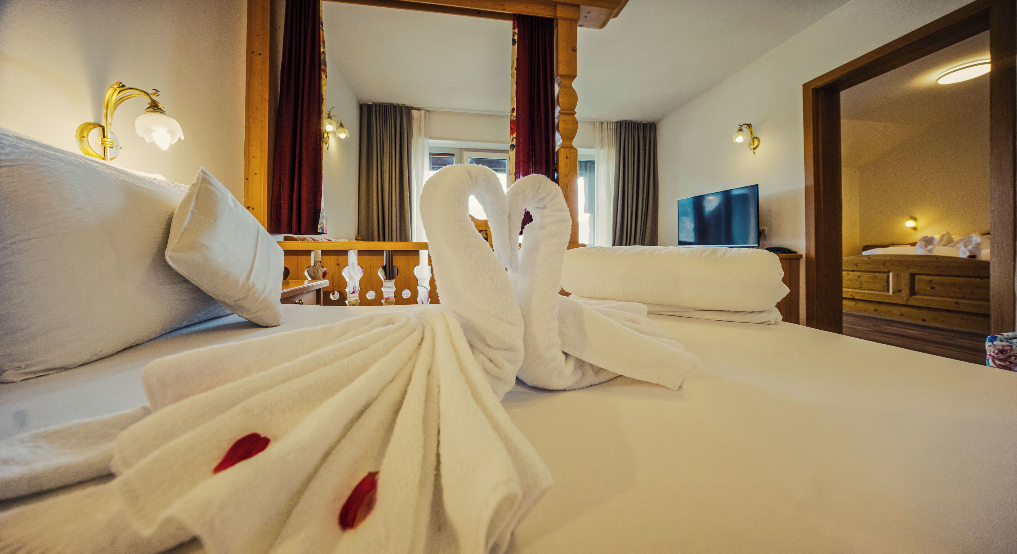 Zimmer, 2 Schlafzimmer (Stubai) | Schreibtisch, Bettwäsche