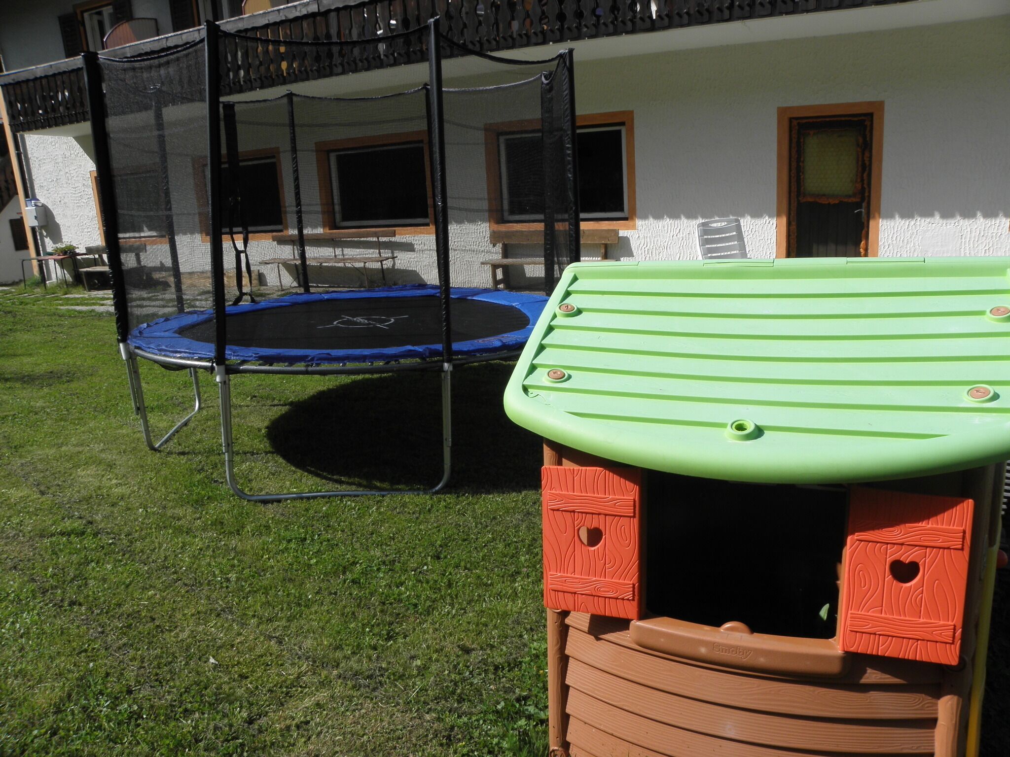 children’s play area – outdoor