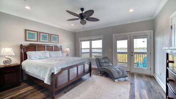 6 habitaciones, tabla de planchar con plancha y cuna de viaje