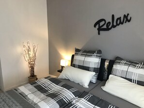 1 chambre, fer et planche à repasser, Wi-Fi, draps fournis
