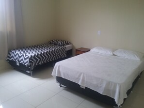 Free WiFi, bed sheets - Pousada Chef Brasil (Barra Velha)