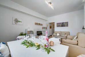 TV - House in Mallorca Casa Sabrina close to the beach (Cala Mesquida)