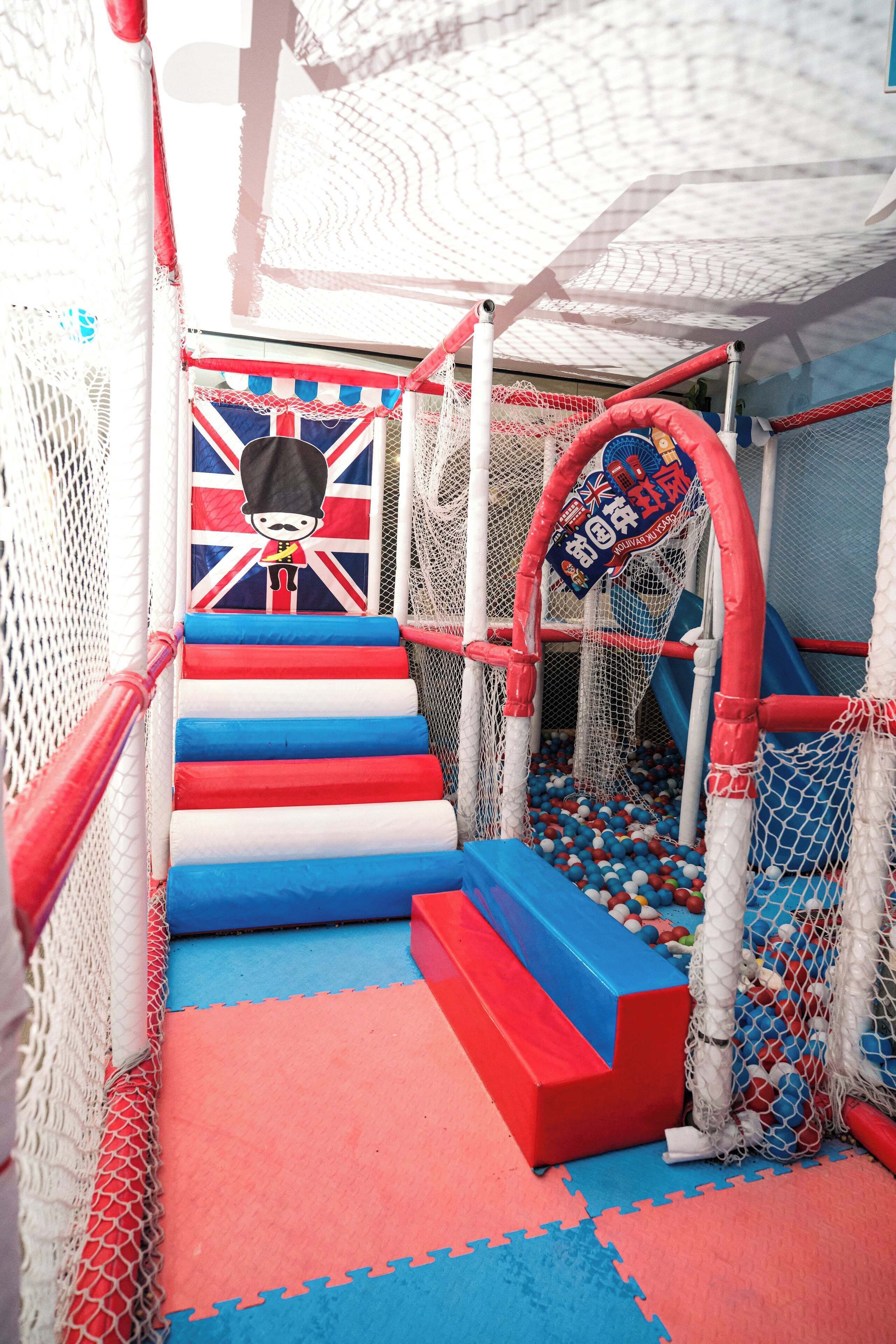 children’s play area – indoor