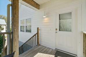 Interior - Downtown Bungalow- Walk to Downtown, Mins to Beach (St. Augustine)