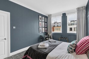 2 bedrooms, WiFi, bed sheets