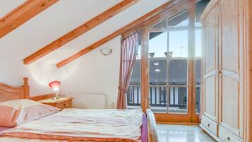 2 habitaciones, wifi gratis y ropa de cama