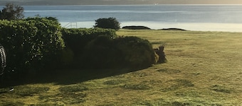 Waterfront Cottage with own Beach and Stunning Views Across The Clyde