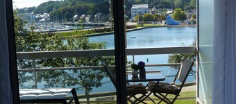 .....................