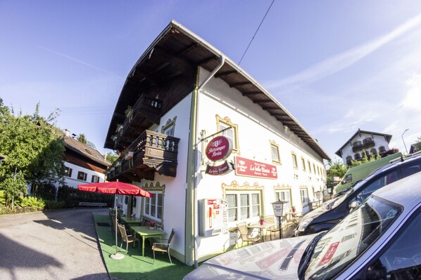 Overnatningsstedets facade