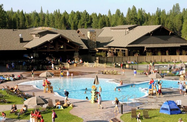 Indoor pool, outdoor pool