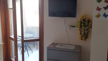 1 Schlafzimmer, Bügeleisen/Bügelbrett