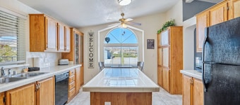 Across from water & pet-friendly - Bullhead Bend!