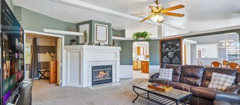 Across from water & pet-friendly - Bullhead Bend!