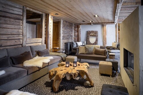 Chalet éco-design avec vue sur le Mont Blanc et bain nordique (15 personnes)