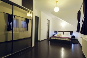 3 bedrooms, iron/ironing board, WiFi