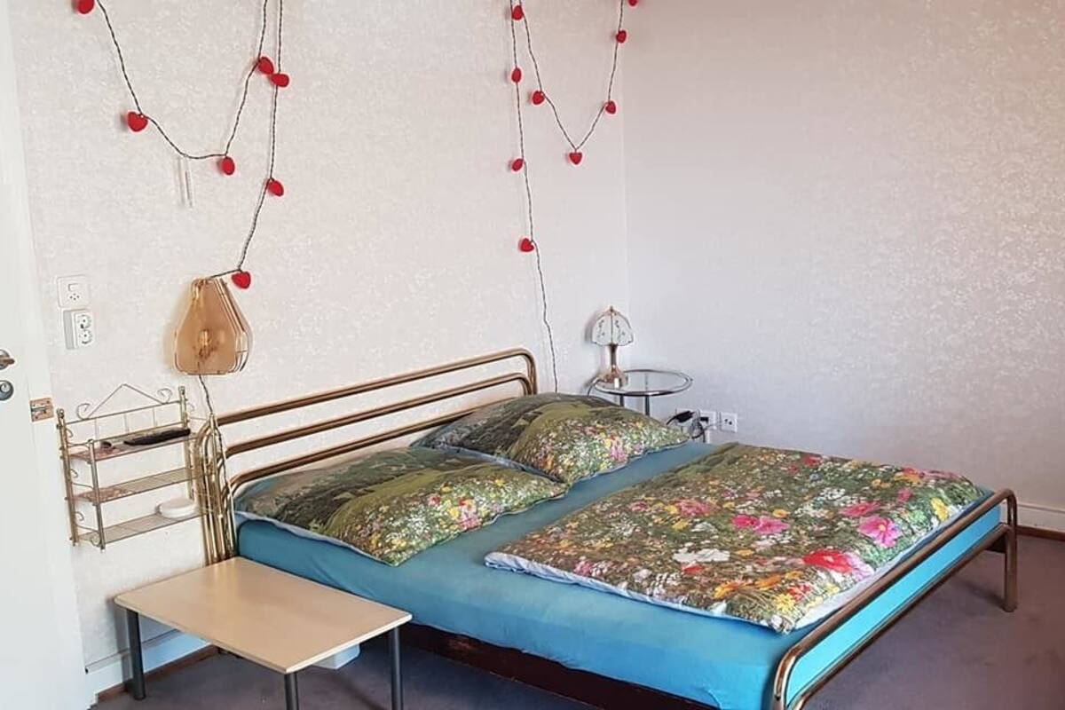 Quarto família, sacada (Shared Bathroom) | Roupas de cama antialérgicas, escrivaninha