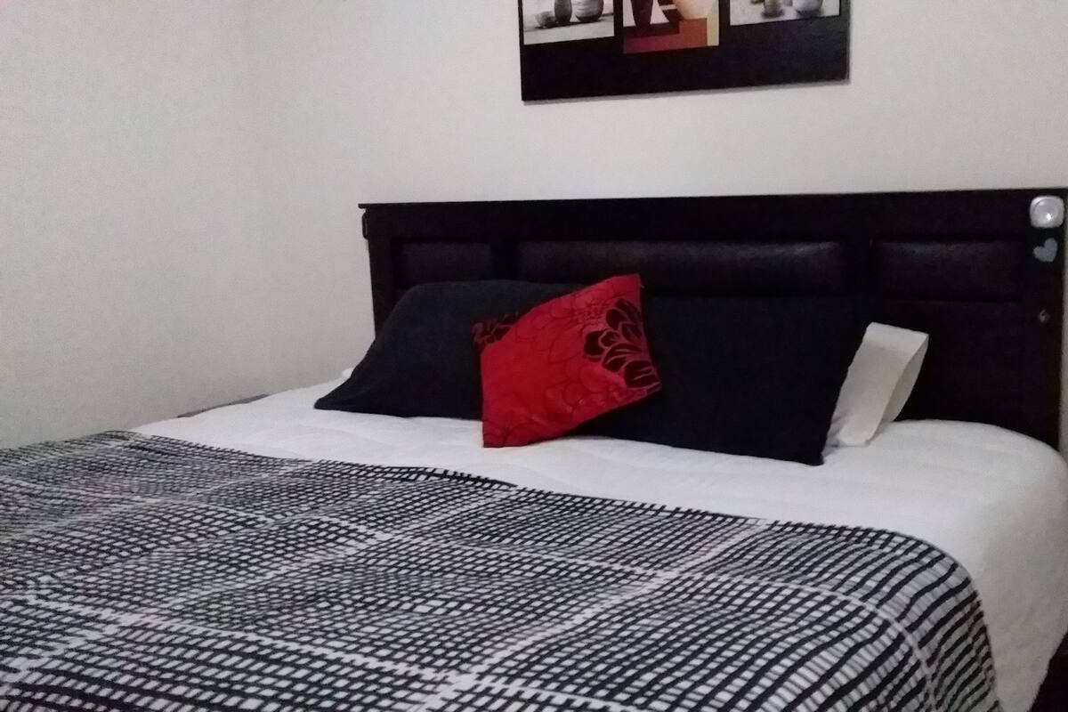 Traditional Double or Twin Room, 1 Bedroom | Free WiFi