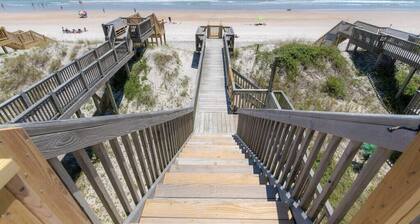 Welcome to "Sol Therapy" renovated oceanfront paradise 4/bd and 3/bath