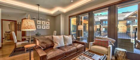 Apartamento, 3 habitaciones | Sala de estar