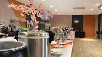 每日供應吃到飽早餐 (每人 MYR21.20)