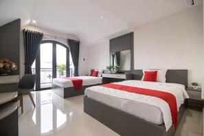 Superior Twin kamer | Individueel gemeubileerd, een bureau, verduisterende gordijnen