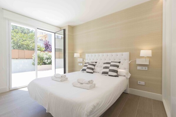 4 chambres, fer et planche à repasser, Wi-Fi gratuit, draps fournis