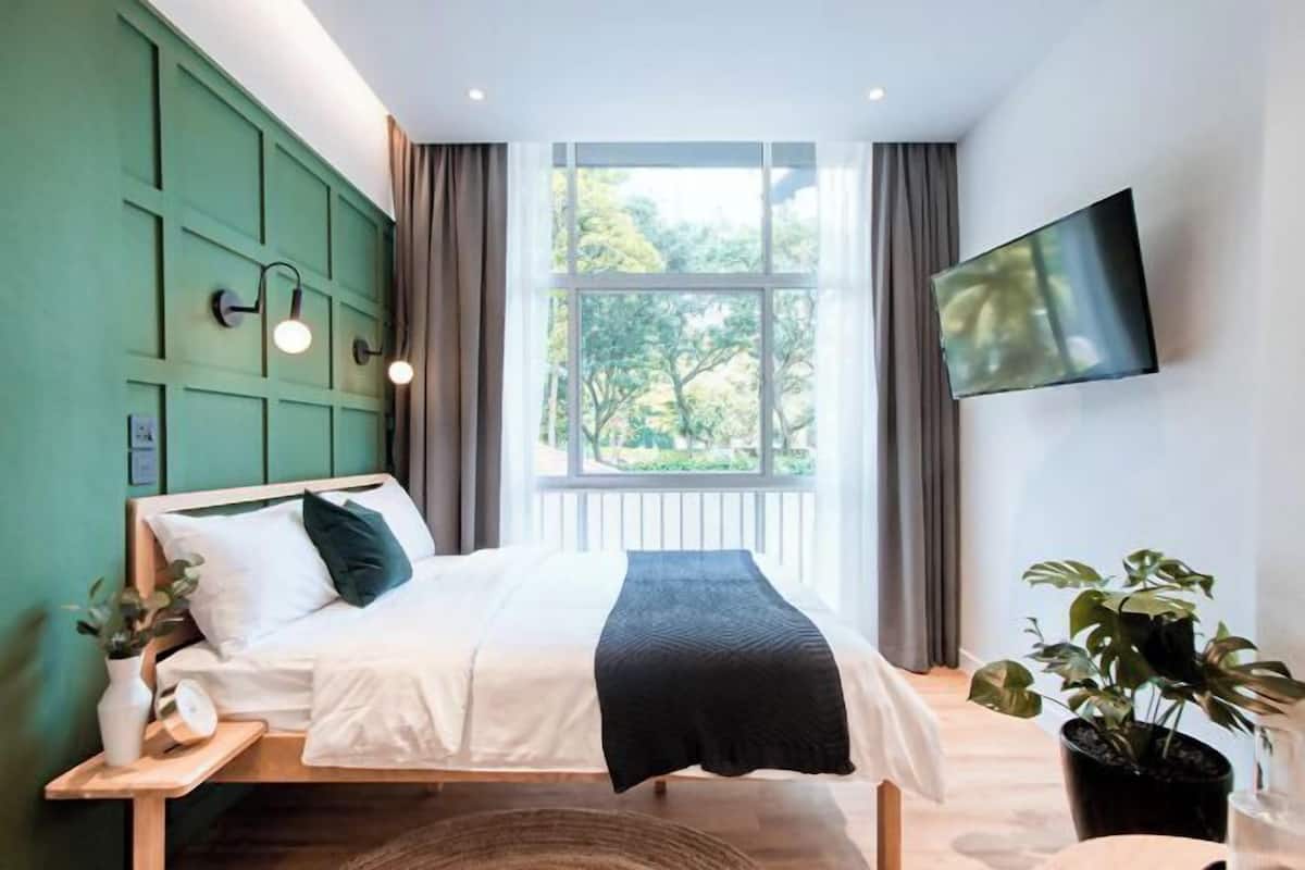 Roupas de cama antialérgicas, cofres nos quartos