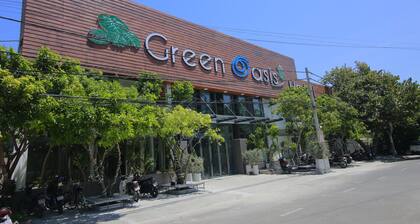 Green Oasis Hotel