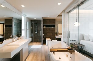 Sensory Suite (24 Hours Use of Room) | 浴室 | 免费洗浴用品、吹风机、浴袍、拖鞋