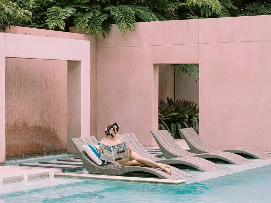 Outdoor pool, open 6:00 AM to 11:00 PM, free cabanas, pool umbrellas