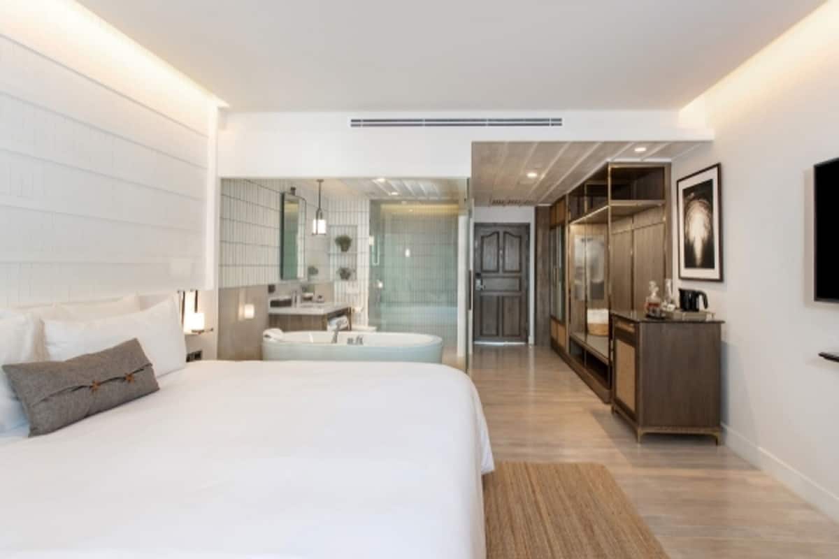 Minibar (free items), in-room safe, desk, laptop workspace