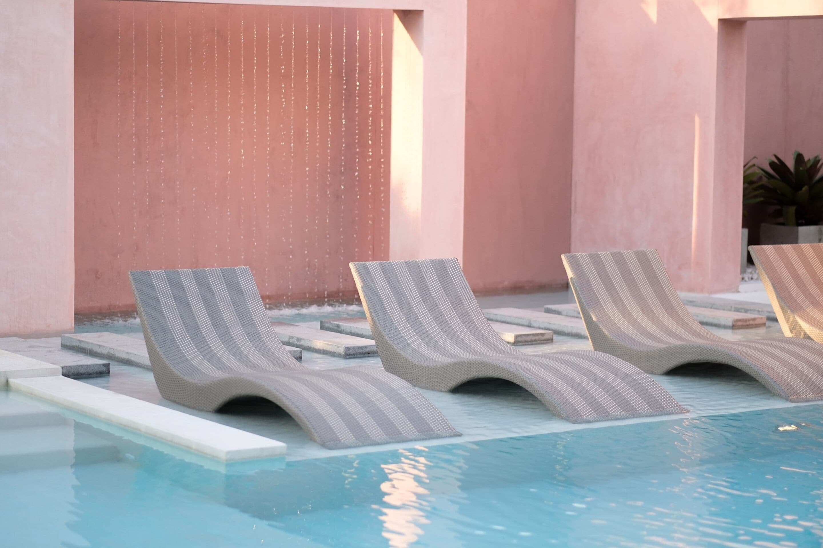 outdoor pool, open 6:00 am to 11:00 pm, free pool cabanas