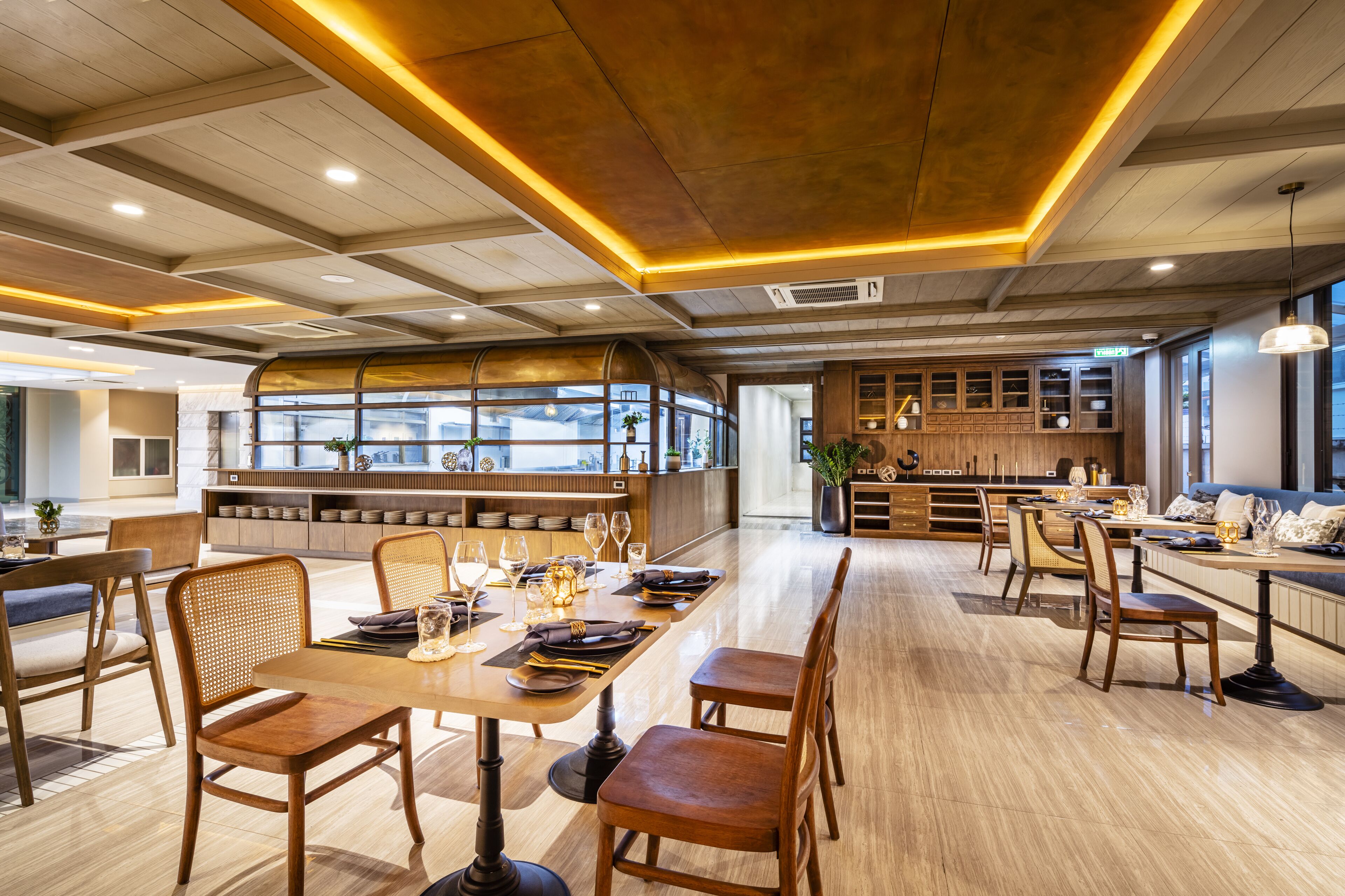 breakfast, lunch, dinner served; local cuisine