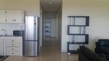 Microwave, oven, toaster, cookware/dishes/utensils