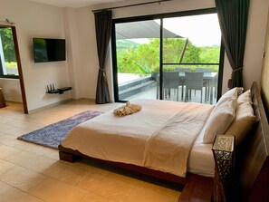 Villa de lujo, 2 habitaciones, vista al valle, piso ejecutivo | 2 habitaciones, decoración personalizada y muebles diferentes 